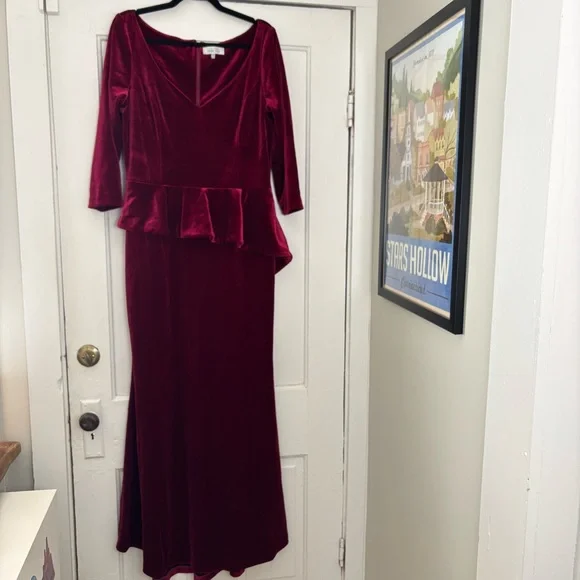 Rickie Freeman For Teri Jon 3/4 Sleeve Velvet Peplum Evening Gown - Main Image